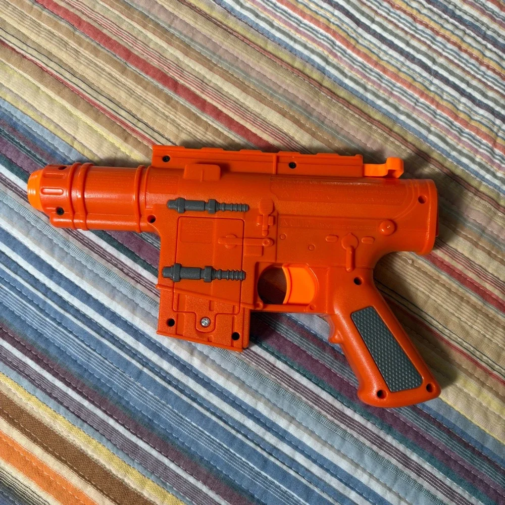 Star Wars Han Solo DL-44 Blaster Hasbro Electronic Toy Orange Grey C-022G